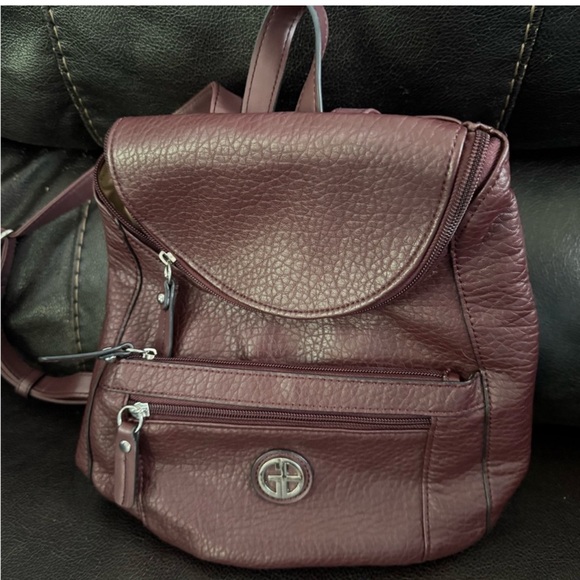 Giani Bernini Burgundy Backpack EUC - Picture 1 of 4